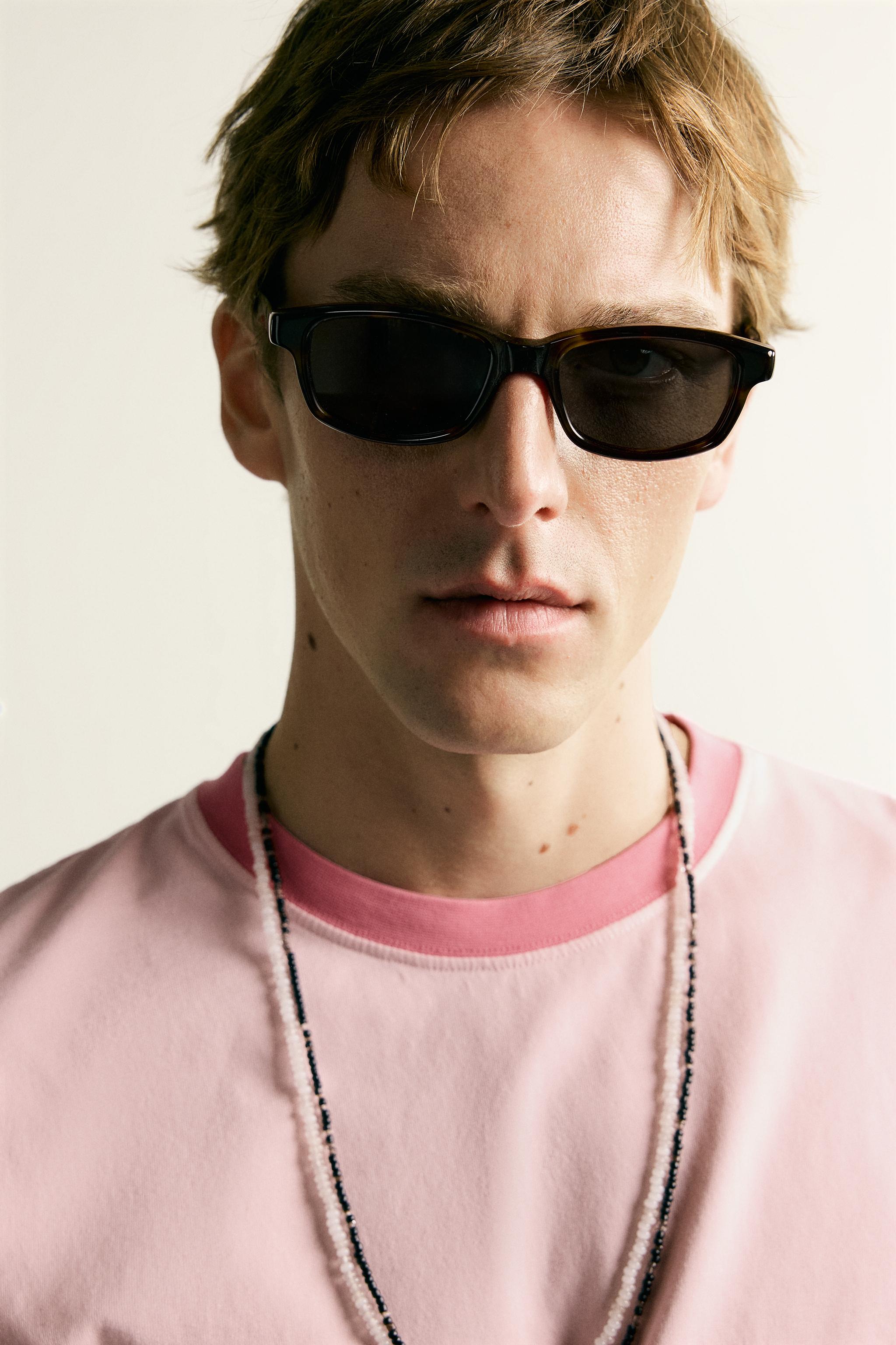 REGULAR FIT CONTRAST BINDING T-SHIRT